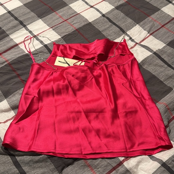 Elegant Red Women's Blouse - Picture 2 of 3